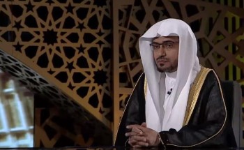 رجل يختلي بزوجته عدة مرات قبل طلاقهما دون حدوث جماع فهل لها مهر؟.. المغامسي يجيب