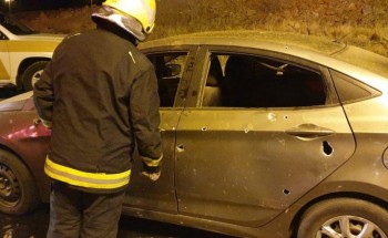 إصابة 5 أشخاص بينهم امرأة إثر سقوط شظايا الطائرة بدون طيار التي دمرها الدفاع الجوي (صور)