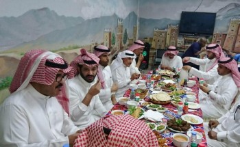 مجمع الأمل بالرياض يقيم إفطارا جماعيا لنزلائه بمشاركة مجموعة من الممثلين السعوديين