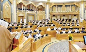 تعيين قاضيات وضمان حقوق المرأة عند الطلاق.. أبرز توصيات الشورى