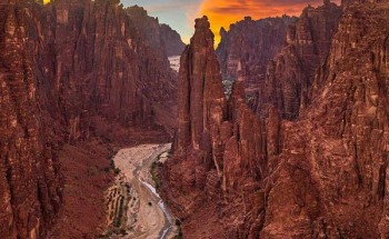 شاهد.. المملكة كما لم ترها من قبل.. مصور عالمي حقق حلمه برؤية المملكة ونشر هذه الصور الخلابة