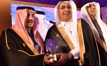 معالي محافظ التحلية يتسلم جائزة الملك عبدالعزيز للجودة المستوى الفضي عن فئة الهيئات والمؤسسات الحكومية للعام 2018م