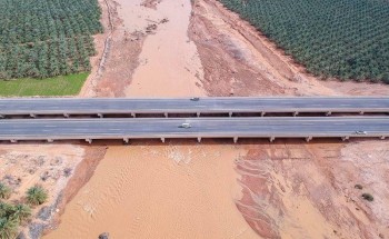 صور مذهلة لوادي الرمة بعد جريانه الأول منذ 10 أعوام