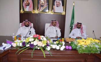 في بيشة بلدية الحازمي تنظم حفل معايدة لمنسوبيها وتدعم رؤية أمير عسير