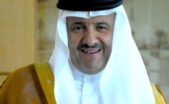 الأميرسلطان بن سلمان يكرم الموظف مُنقِذ الحاج التركي في المدينة المنورة