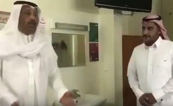 شاهد.. أمير الباحة يفاجئ مستشفى “العقيق” بزيارة تفقدية.. ويطلب من المرضى عدم المجاملة في ذكر النواقص
