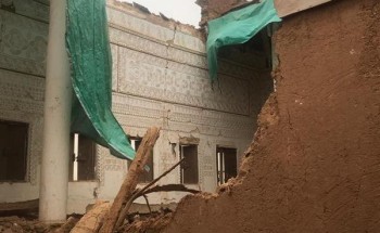 بالصور.. الأمطار تتسبب في انهيار أجزاء من قصر السبيعي التاريخي بشقراء