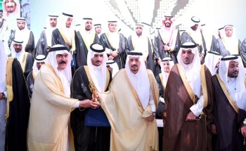 الأمير فيصل بن بندر يرعى حفل تخريج الدفعة الخامسة من طلاب كلية الغد الدولية للعلوم الطبية التطبيقية