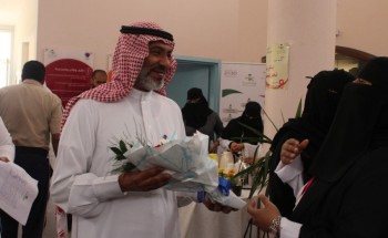 مشاركة فريق همسات الثقافي في تفعيل يوم الخدمه الاجتماعيه العالمي بمستشفى العفالق للرعاية الاساسية