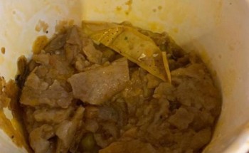 «لاصق جروح» داخل وجبة.. وأمانة جدة تحقق