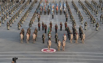 مركز ومدرسة قوات الدفاع الجوي يقيم حفله السنوي بتخريج عددا من الدورات