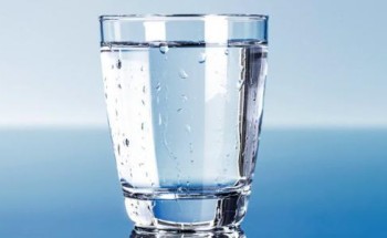 7 فوائد لتناول الماء الدافئ.. تعرّف عليها