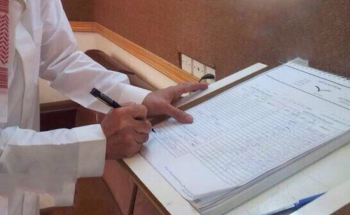 رصد موظفين بـ«التعليم» يتلاعبون بالتوقيع في دفتر الحضور والانصراف