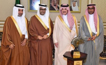 الأمير سعود بن نايف يكّرم اللجنة المنظمة والرعاة الداعمين لمهرجان الخيل العربية الأصيلة