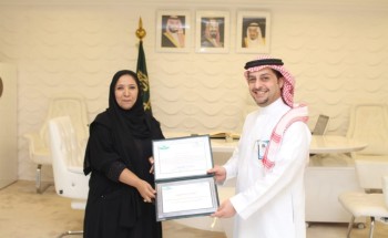 د. الشيحة يوقع اتفاقيتي شراكة مجتمعية