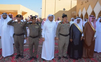 محافظ محايل يدشن مدرسة الأمير فيصل بن خالد ..ويؤكد على أهمية تربية النشئ وترسيخ روح الإنتماء ..