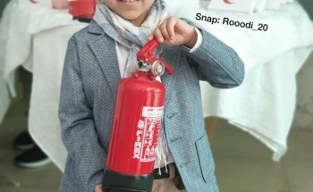 اصغر متطوع ضمن فريق همسات الثقافي بالاحساء حسن المحمد سالم عمره 4سنوات و4اشهر