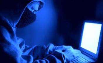 النيابة العامة: العبث بالبيانات الخاصة على الإنترنت جريمة كبرى.. هذه عقوبتها