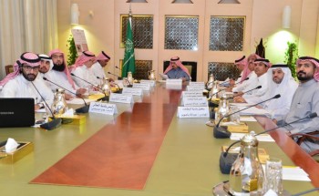 الأمير فيصل بن بندر يرأس اجتماع متابعة تطوير الأحياء في الرياض