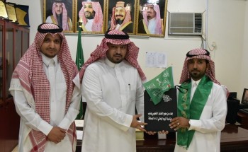 مجمع الخندق يحتفي بالوطن بحزمة من الفعاليات