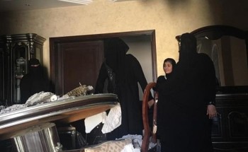 اشتراه بمليون ونصف.. انهيار سقف منزل مواطن بجدة (صور)