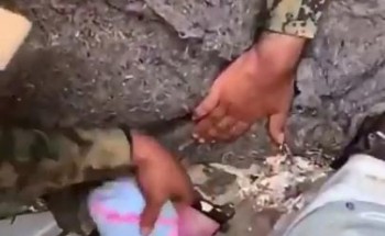 في أماكن لا تخطر على بال.. شاهد أين يخبئ المهربون القات المخدر في سياراتهم