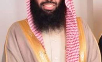 إمام الجامع الكبير بخميس مشيط يهنئ القيادة بنجاح موسم حج 1440