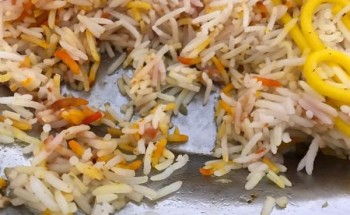 أمانة العاصمة المقدسة تغلق مطعما رصدت حشرات في أطعمته (صور)