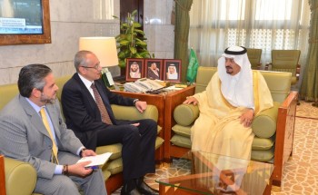 سمو أمير منطقة الرياض يستقبل القائم بأعمال سفارة المكسيك