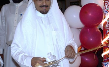 الزايدي يدشن خيمة (إحسان) الرمضانية ويكرم مركز التنمية بمكة