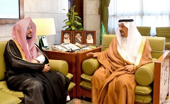 سمو الأمير فيصل بن بندر يستقبل أمين هيئة كبار العلماء وعضو المجلس الأعلى للقضاء