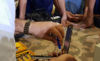 دورة تدريبية بعنوان (صيانة أجهزة الجوال) لنزلاء دار الملاحظة بجازان