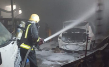 حريق يلتهم ورشة سيارات بالقطيف وإصابة أحد الأشخاص