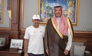 أمير منطقة المدينة المنورة يستقبل الرحالة السعودي “محمدالبارقي”
