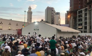 قافلة أبناء الشهداء توزع أكثر من 20 الف وجبة صدقة عن شهداء الواجب في رمضان ‏