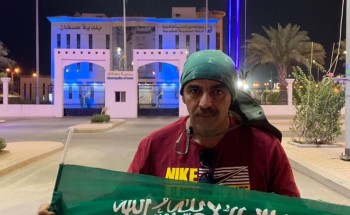 البارقي يصل عسفان قادما من عسير مشيا على قدمية.