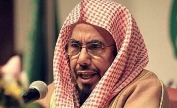 المطلق” : يجوز جمع الصلوات لرجال الأمن والأطباء عند القيام بمهامهم