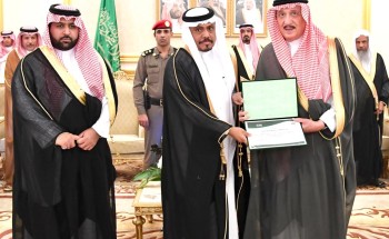 أمير جازان يوجه بتسهيل إجراءات دخول أبناء المنطقة إلى سوق العمل..