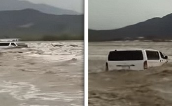 بالفيديو : شاهد.. سيل “عارم” يجرف سيارة عائلية في الليث!