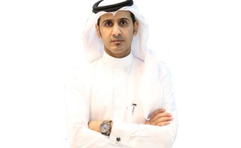 السلمي يوقع “ومضات في تطوير الذات”