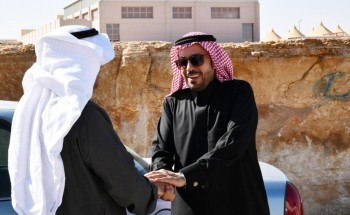 أمين الشمالية يستمع لشكاوي المواطنين من خلال الزيارات الميدانية لأحياء عرعر