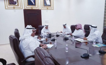 محافظ خليص يناقش مع المجلسين المحلي والبلدي مشاريع المحافظة