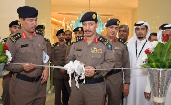 «العميد»عبدالله القرشي يدشن معرض مبادرة ساعد في المصاعد في محطته الأولى