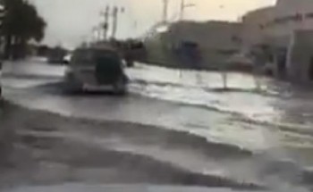 الأمطار تغرق شوارع القصيم.. و”الأرصاد” تحذر من جريان السيول