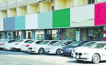 مكاتب تأجير سيارات ترفض التعامل مع النساء.. و”هيئة النقل” تتوعدهم