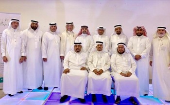 مركز حي النهضة النموذجي بجدة يعايد أهالي الحي ويرسم البسمة والبهجة على الاطفال