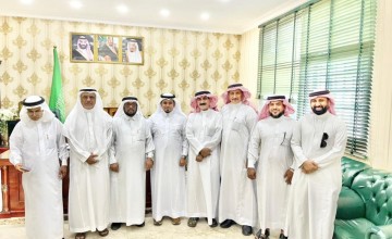 رئيس محافظة بلدية صبيا يستقبل مجموعة من اهالي محافظة صبيا