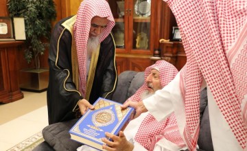 المفتي العام ونائبه يتسلّما التقرير الختامي لمبادرة يستفتونك