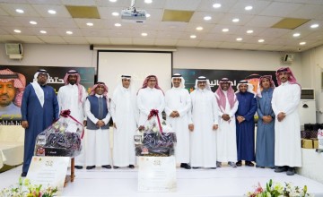 النشاط الطلابي في وادي الدواسر يُكرم المتقاعدين من منسوبيه