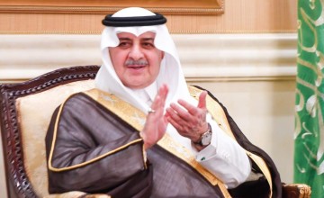 أشاد بدور المرأة السعودية في خدمة ضيوف الرحمن  .. أمير تبوك يكرم المشاركين والمشاركات في أعمال الحج بمنفذ حالة عمار